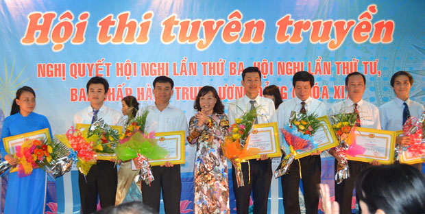 ดานังจัดการประกวดการประชาสัมพันธ์มติของคณะกรรมการกลางพรรคสมัยที่11